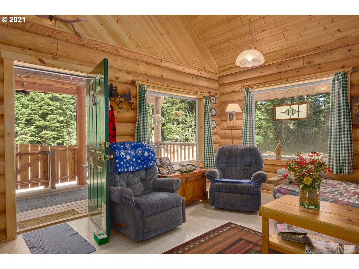 84722 Talmena Road Wallowa Lake, OR 97846 - Photo 5 of 13 Gallery Image 5