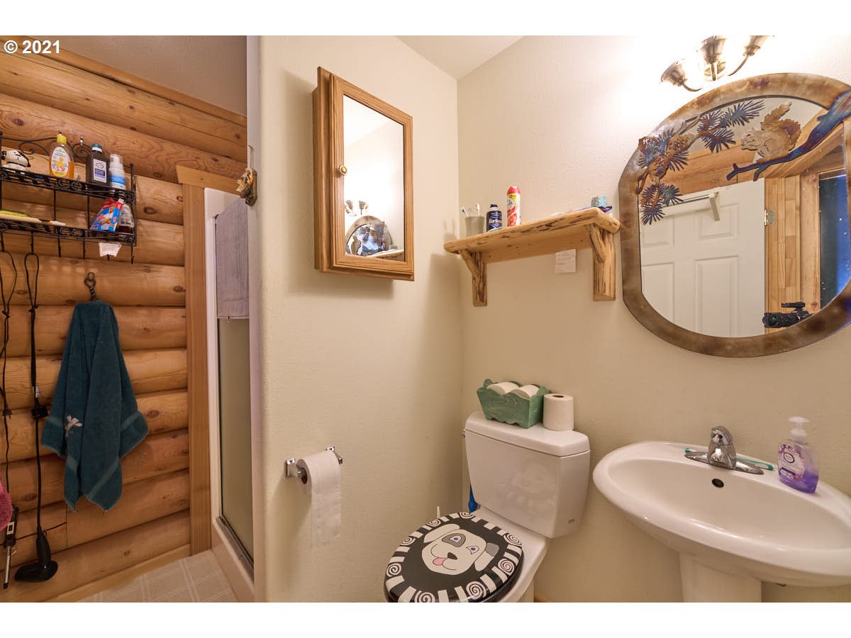 84722 Talmena Road Wallowa Lake, OR 97846 - Photo 10 of 13 Gallery Image 10