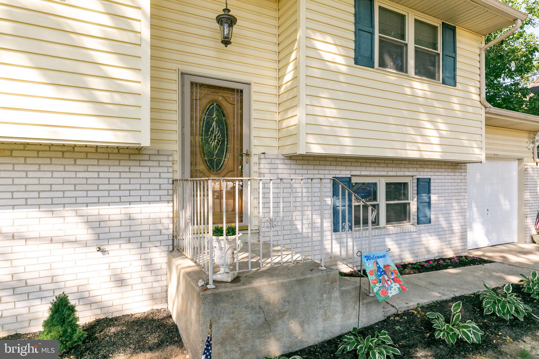 88 Kansas Road Pennsville, NJ 08070 - Photo 3 of 30