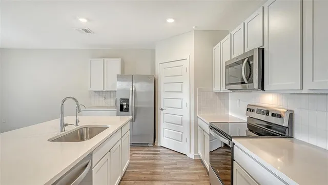 $455,900 | 17119 Barnwood Place, Bradenton, FL 34211