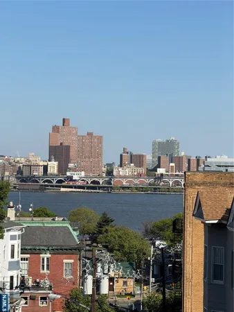$7,500 | 38 Hilliard Avenue, Unit 1, Edgewater, NJ 07020