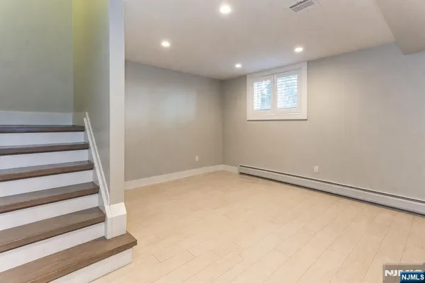 $7,500 | 38 Hilliard Avenue, Unit 1, Edgewater, NJ 07020