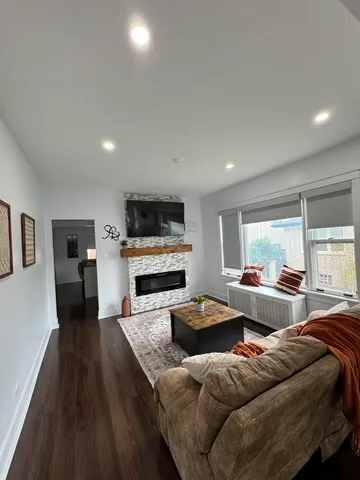 $5,000 | 7109 Keeler Avenue, Lincolnwood, IL 60712