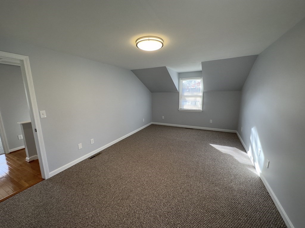 17 Champlain Street Springfield, MA 01151 - Photo 14 of 35 Gallery Image 14