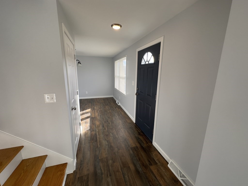 17 Champlain Street Springfield, MA 01151 - Photo 25 of 35 Gallery Image 25