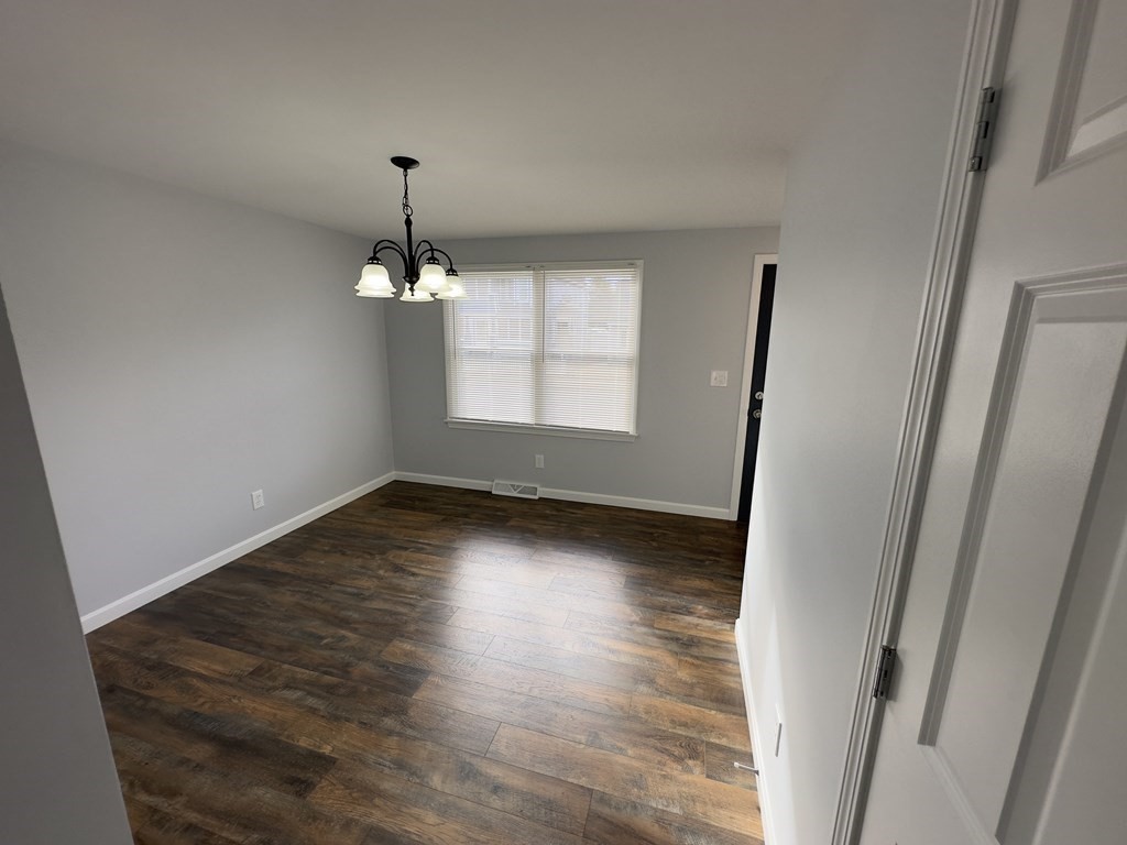 17 Champlain Street Springfield, MA 01151 - Photo 27 of 35 Gallery Image 27