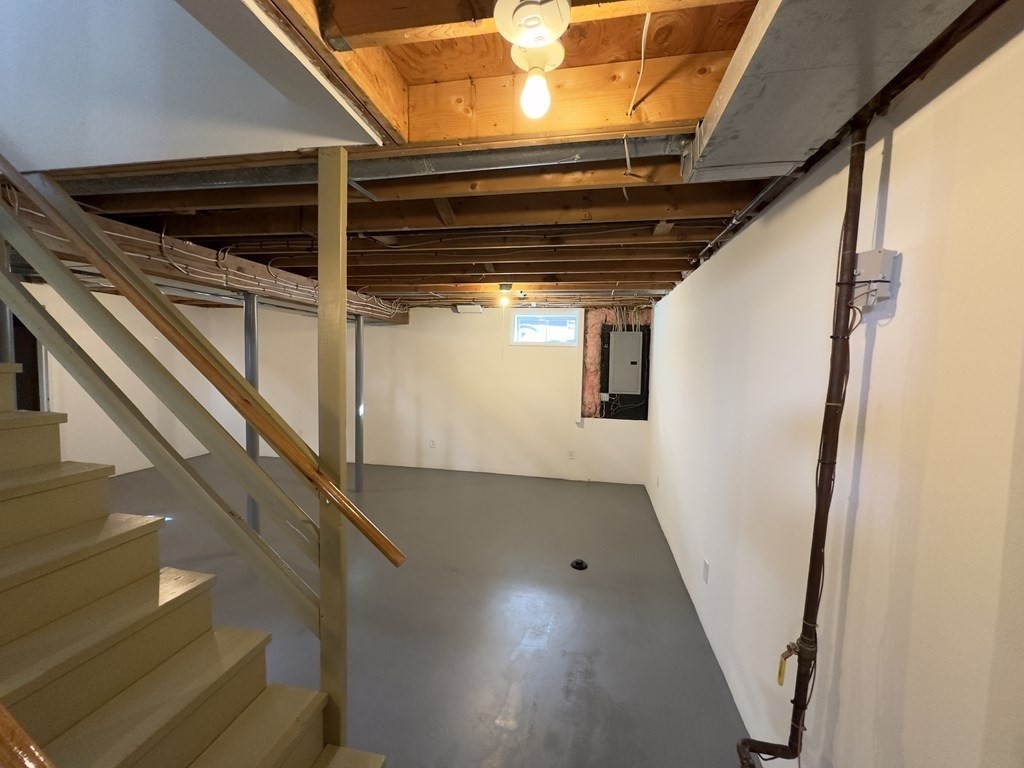 17 Champlain Street Springfield, MA 01151 - Photo 30 of 35 Gallery Image 30