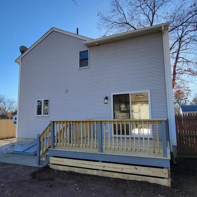 17 Champlain Street Springfield, MA 01151 - Photo 33 of 35 Gallery Image 33