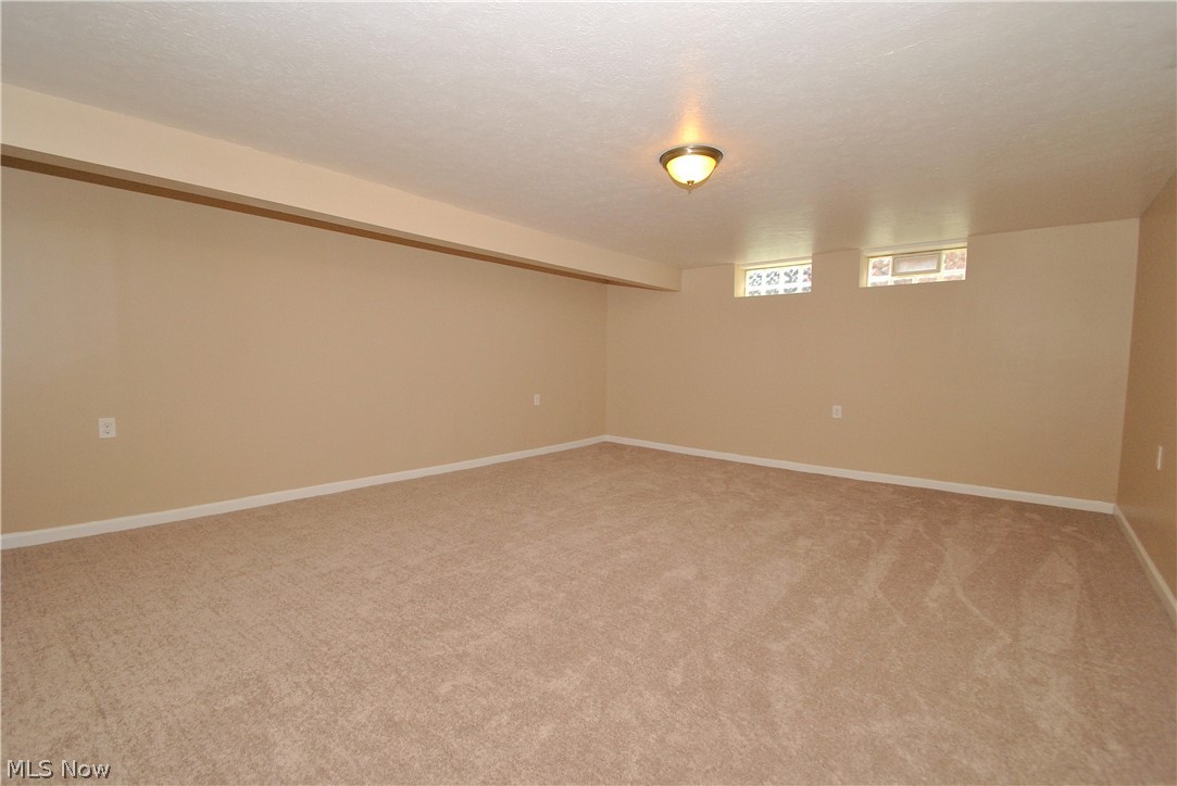 3891 Colony Road South Euclid, OH 44118 - Photo 28 of 34