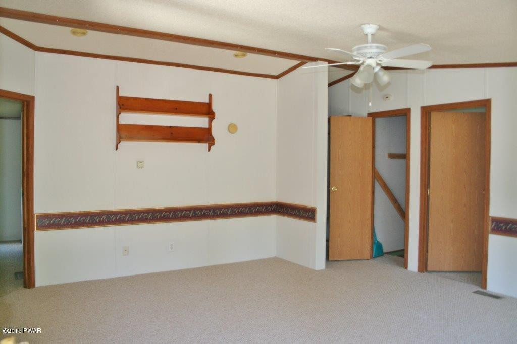 915 Towpath Road Hawley, PA 18428 - Photo 18 of 32 Gallery Image 18