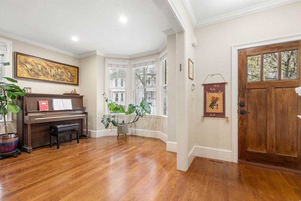 221 Freeman Street, Unit 221 Brookline, MA 02446 - Photo 6 of 28