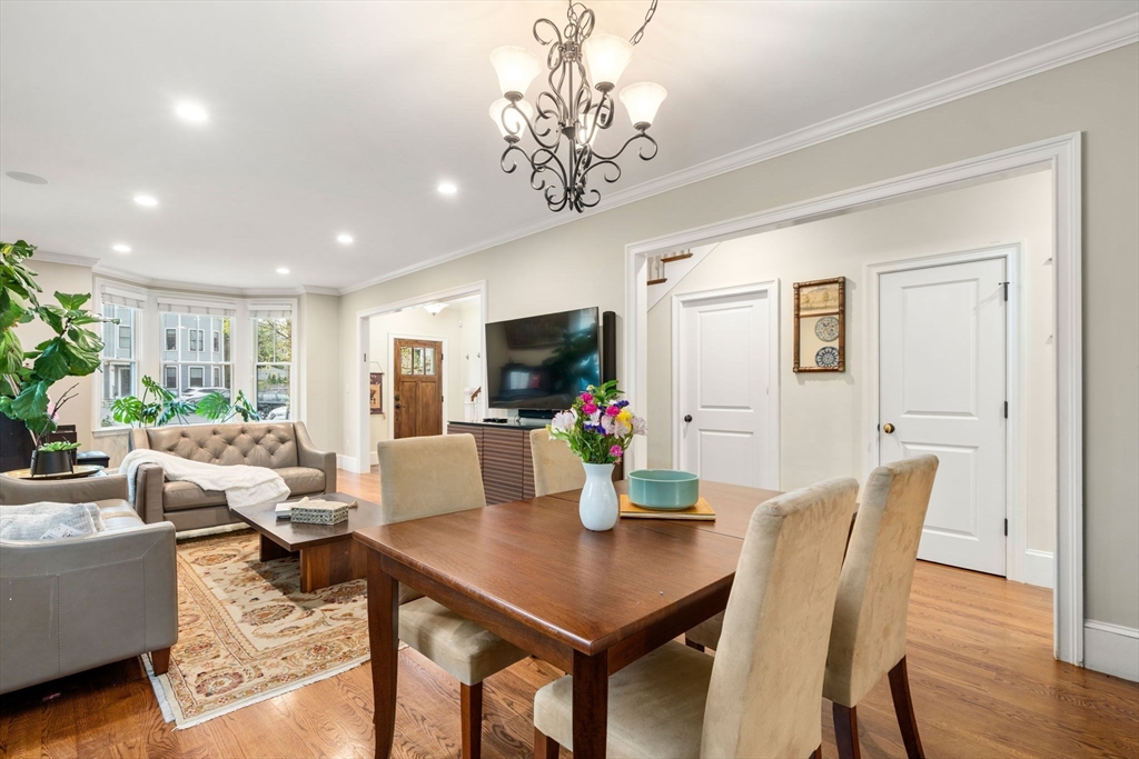 221 Freeman Street, Unit 221 Brookline, MA 02446 - Photo 9 of 28