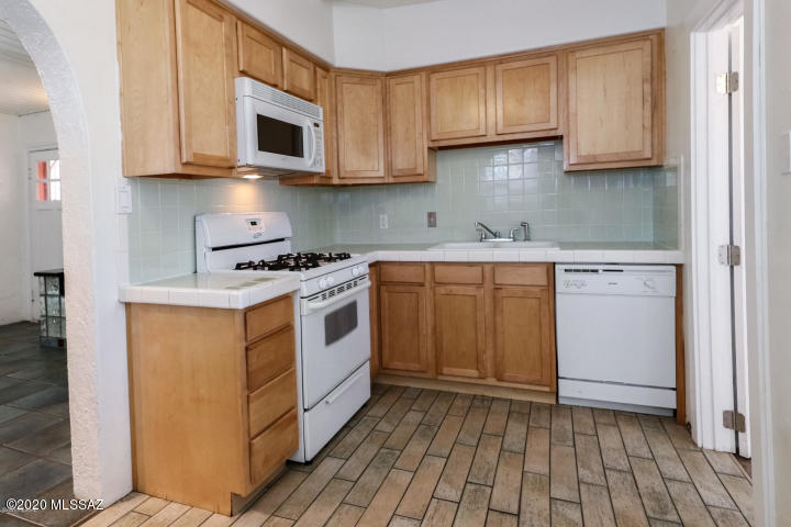 2923 East Edison Street Tucson, AZ 85716 - Photo 6 of 19