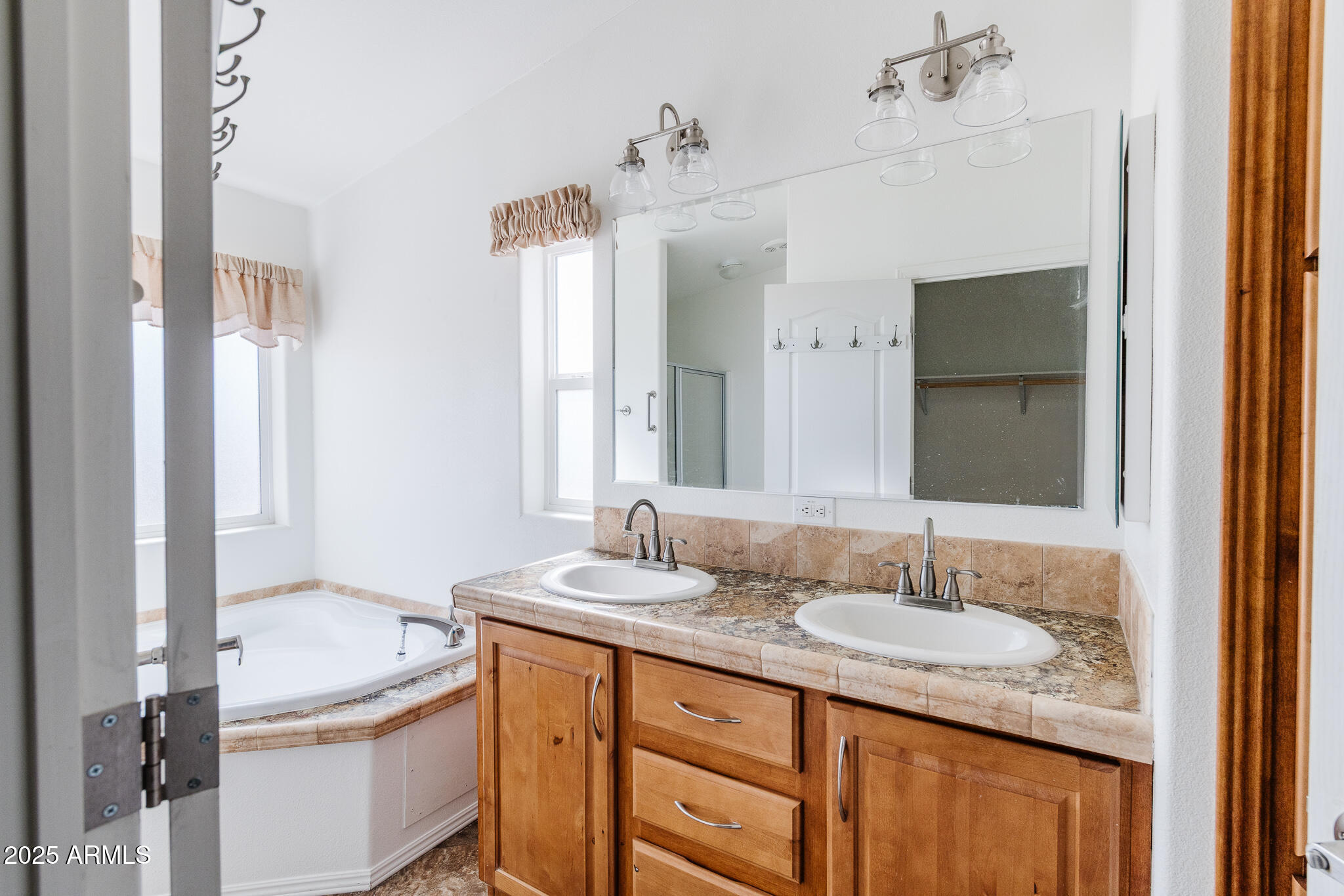 5975 North Joann Drive Rimrock, AZ 86335 - Photo 36 of 54 DSC_3517