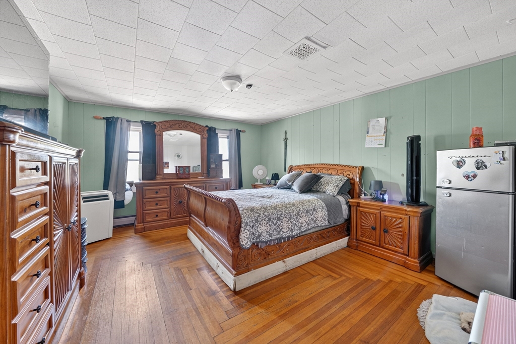 243 Crescent Street Fall River, MA 02720 - Photo 30 of 34 Gallery Image 30