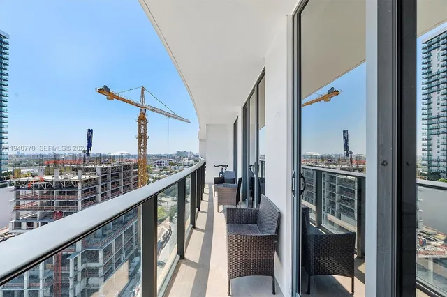 $3,500 | 1600 Northeast 1st Avenue, Unit 1208, Miami, FL 33132