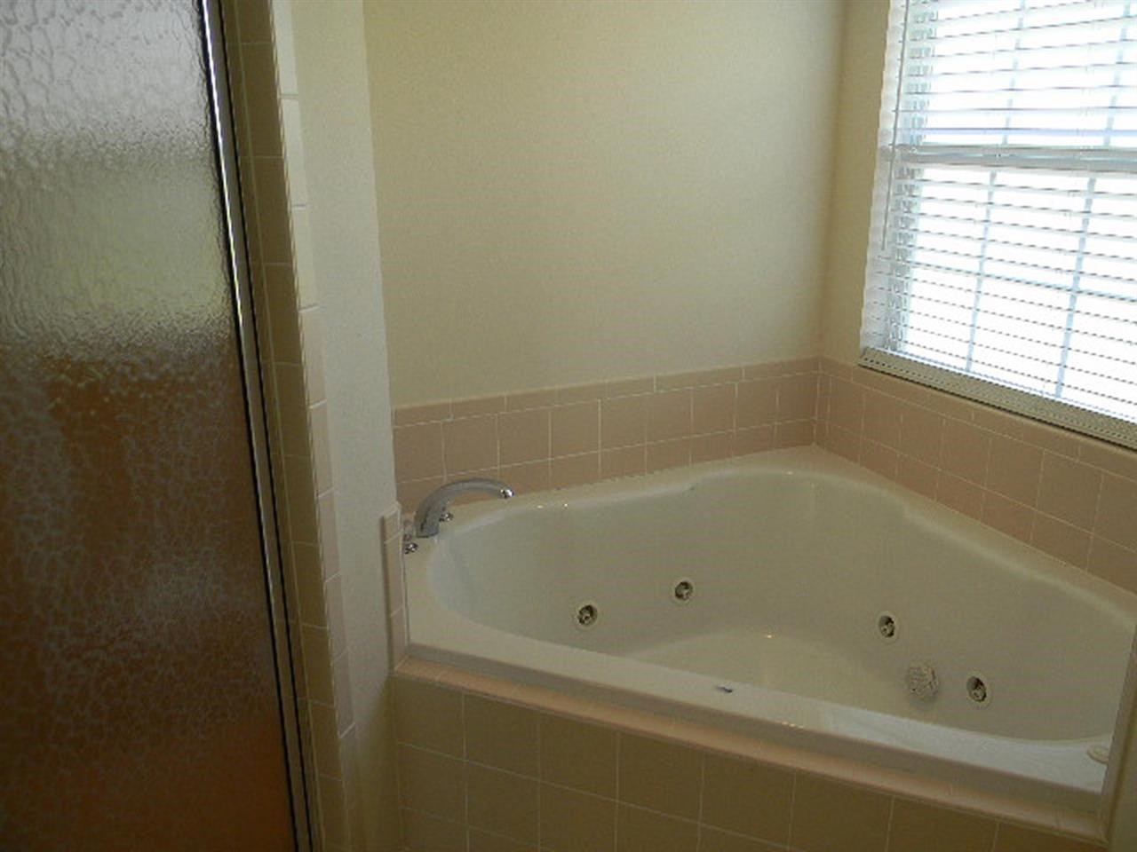 4247 Ridge Haven Road Tallahassee, FL 32305 - Photo 6 of 12