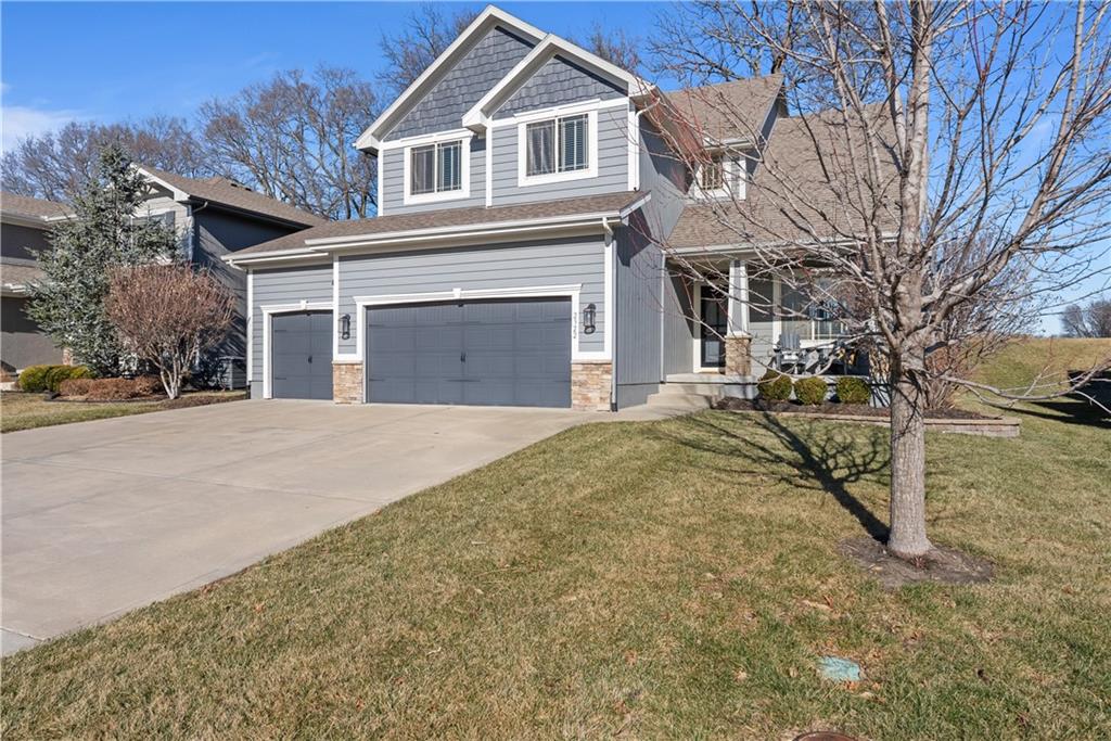 2322 Southwest River Trail Road Lee's Summit, MO 64082 - Photo 3 of 59