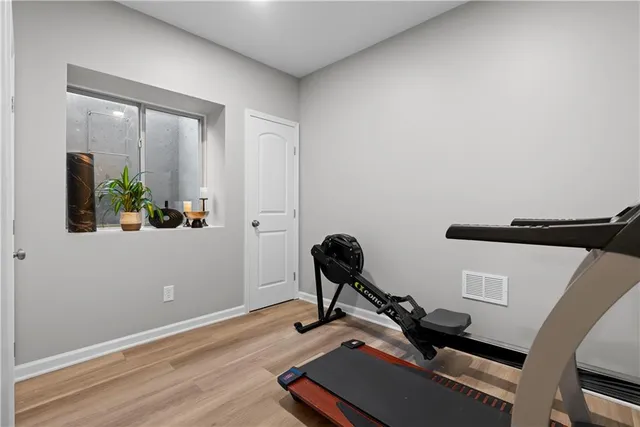 $575,000 | 2322 Southwest River Trail Road, Lee's Summit, MO 64082