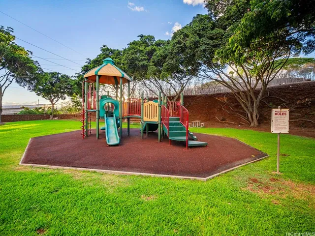 $322,500 | 1060 Kamehameha Highway, Unit 3302B, Pearl City, HI 96782