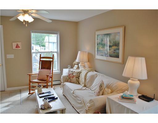 9 Cascade Road, Unit D3 Old Orchard Beach, ME 04064 - Photo 10 of 25 Living Room.