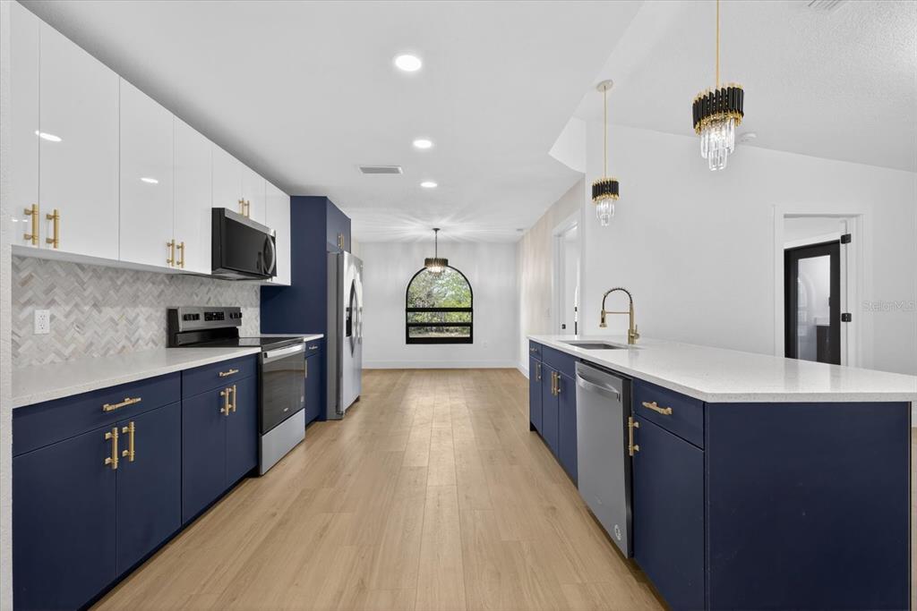 8169 Berkeley Manor Boulevard Spring Hill, FL 34606 - Photo 15 of 67