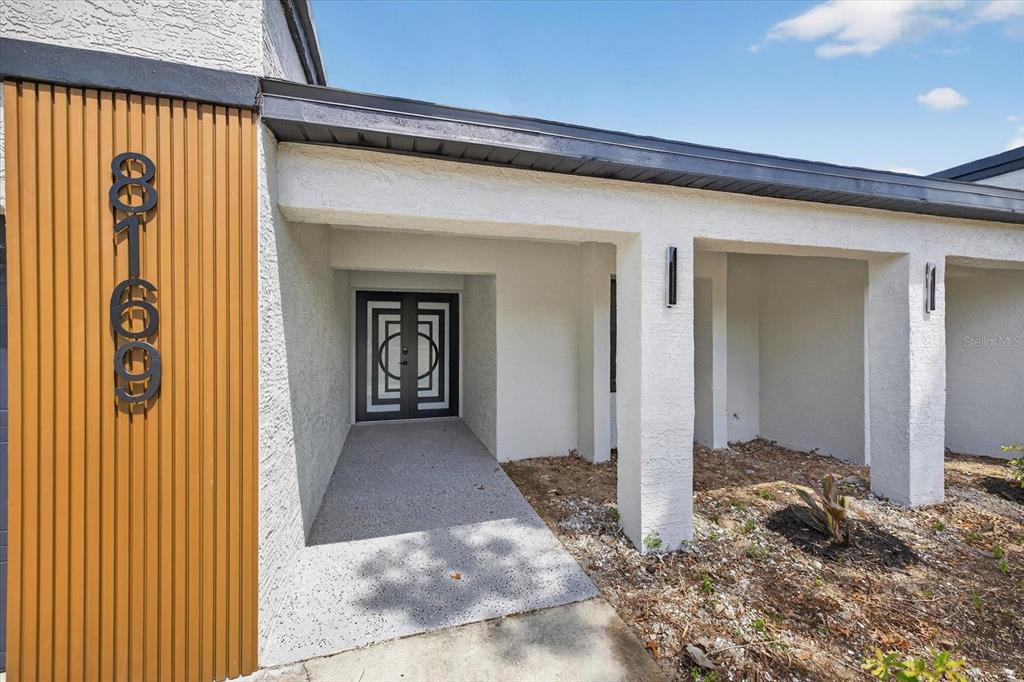 8169 Berkeley Manor Boulevard Spring Hill, FL 34606 - Photo 6 of 67