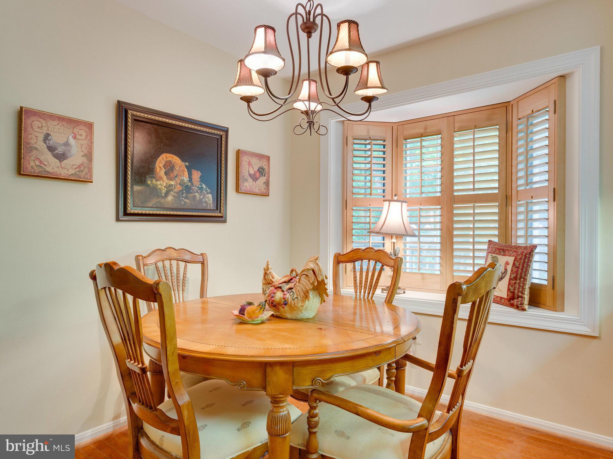 8141 Viola Street Springfield, VA 22152 - Photo 12 of 30 Kitchen