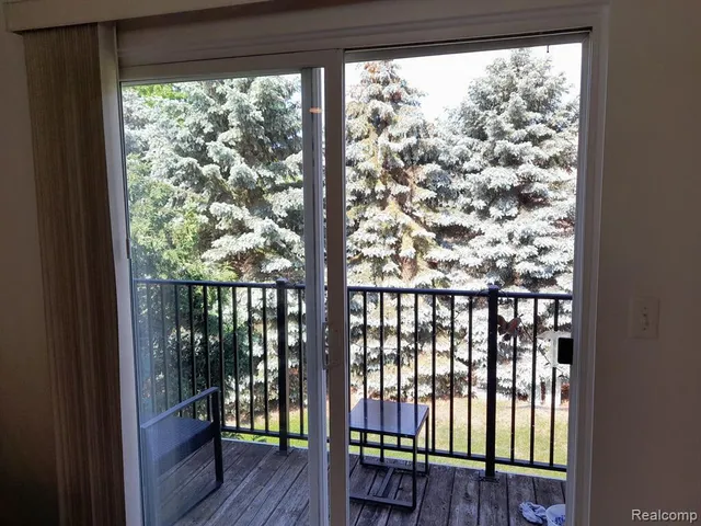 $1,950 | 14474 Shadywood Drive, Sterling Heights, MI 48312