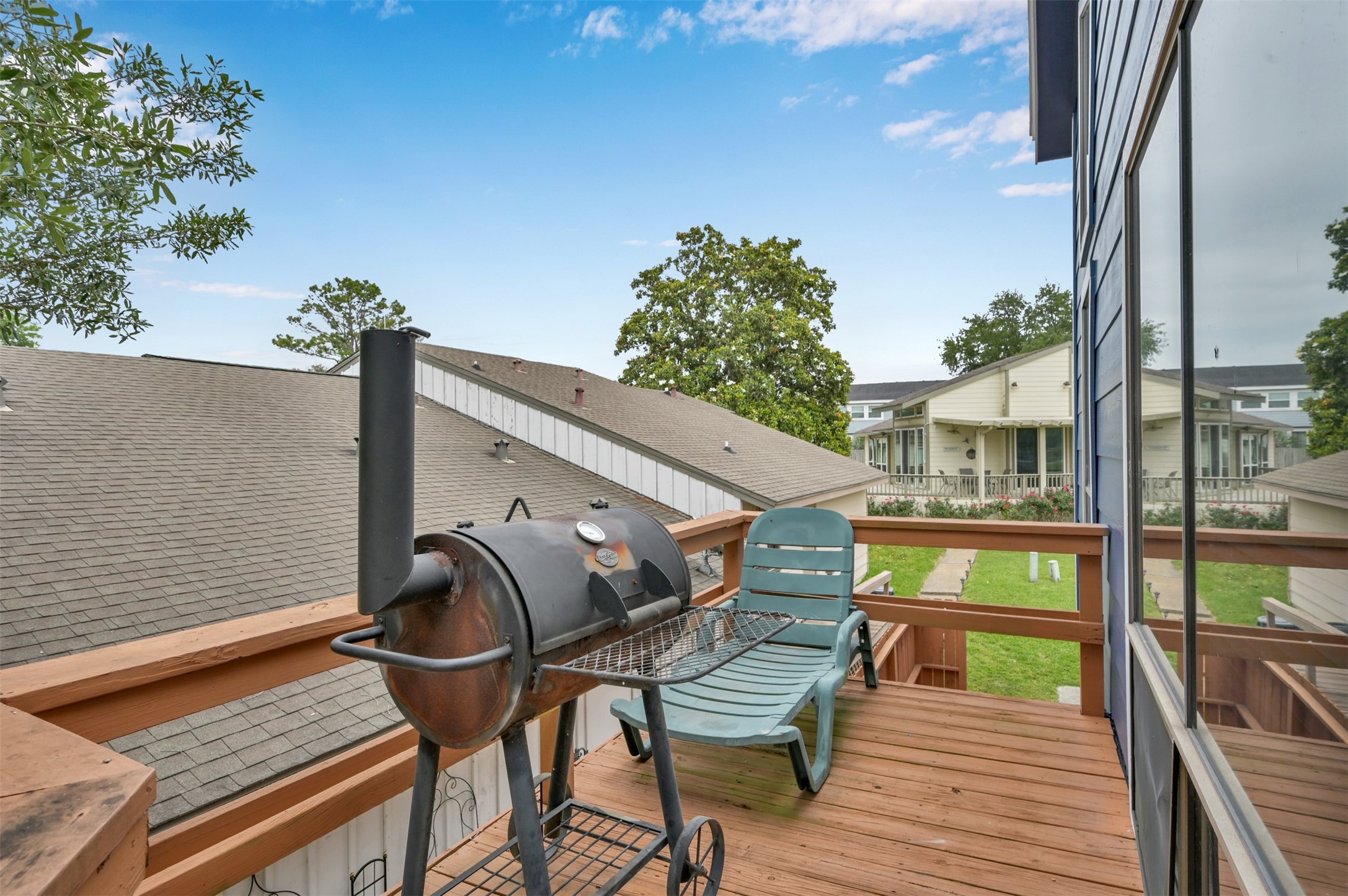 124 April Point Drive North Montgomery, TX 77356 - Photo 22 of 26 a view of a balcony with chairs