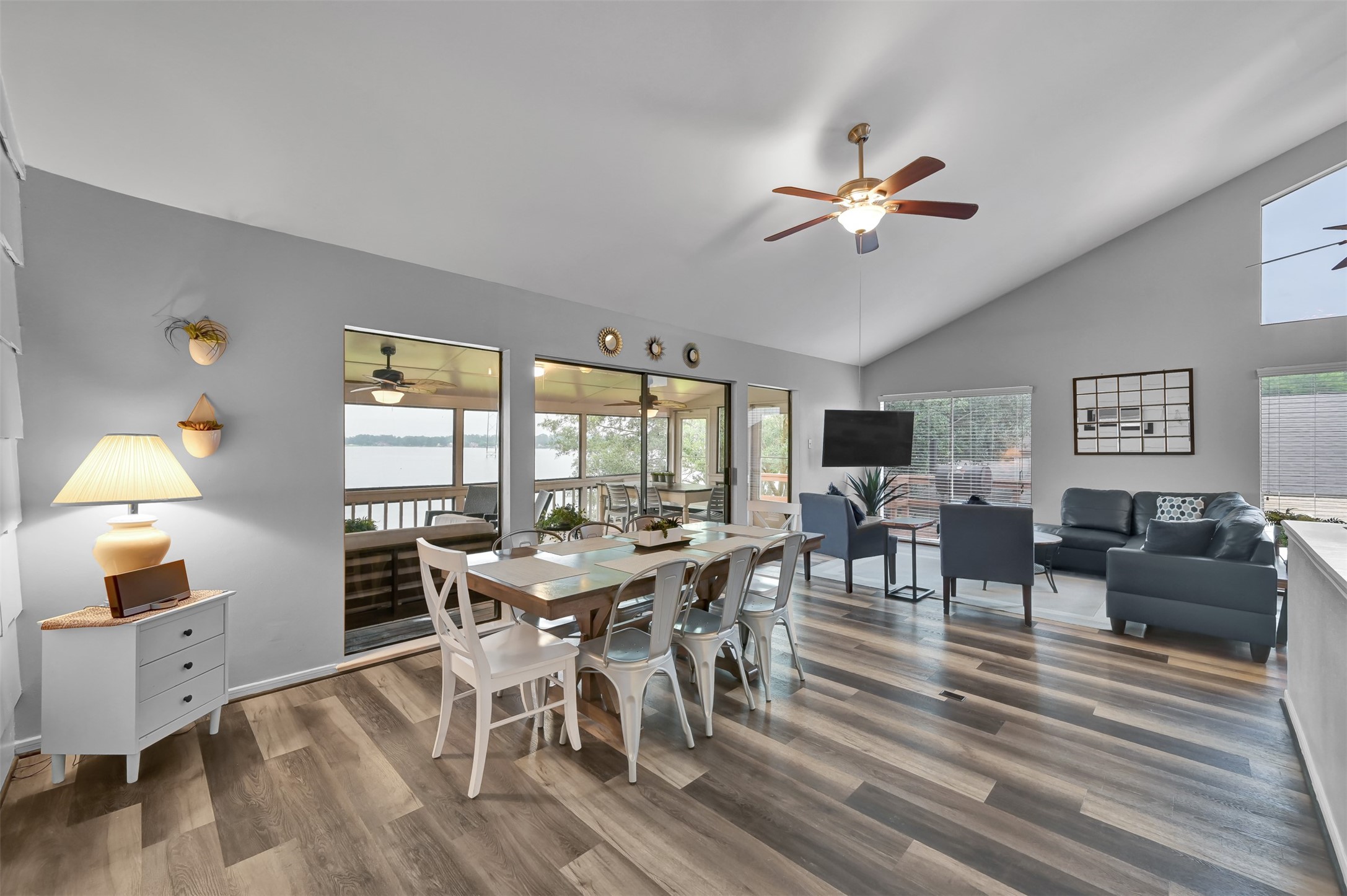 124 April Point Drive North Montgomery, TX 77356 - Photo 5 of 26 a view of a dining room with furniture window and outside view