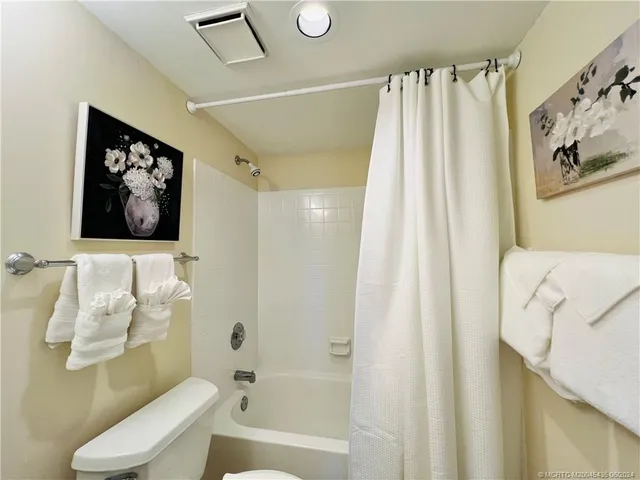 $4,000 | 10044 South Ocean Drive, Unit 1005, Jensen Beach, FL 34957