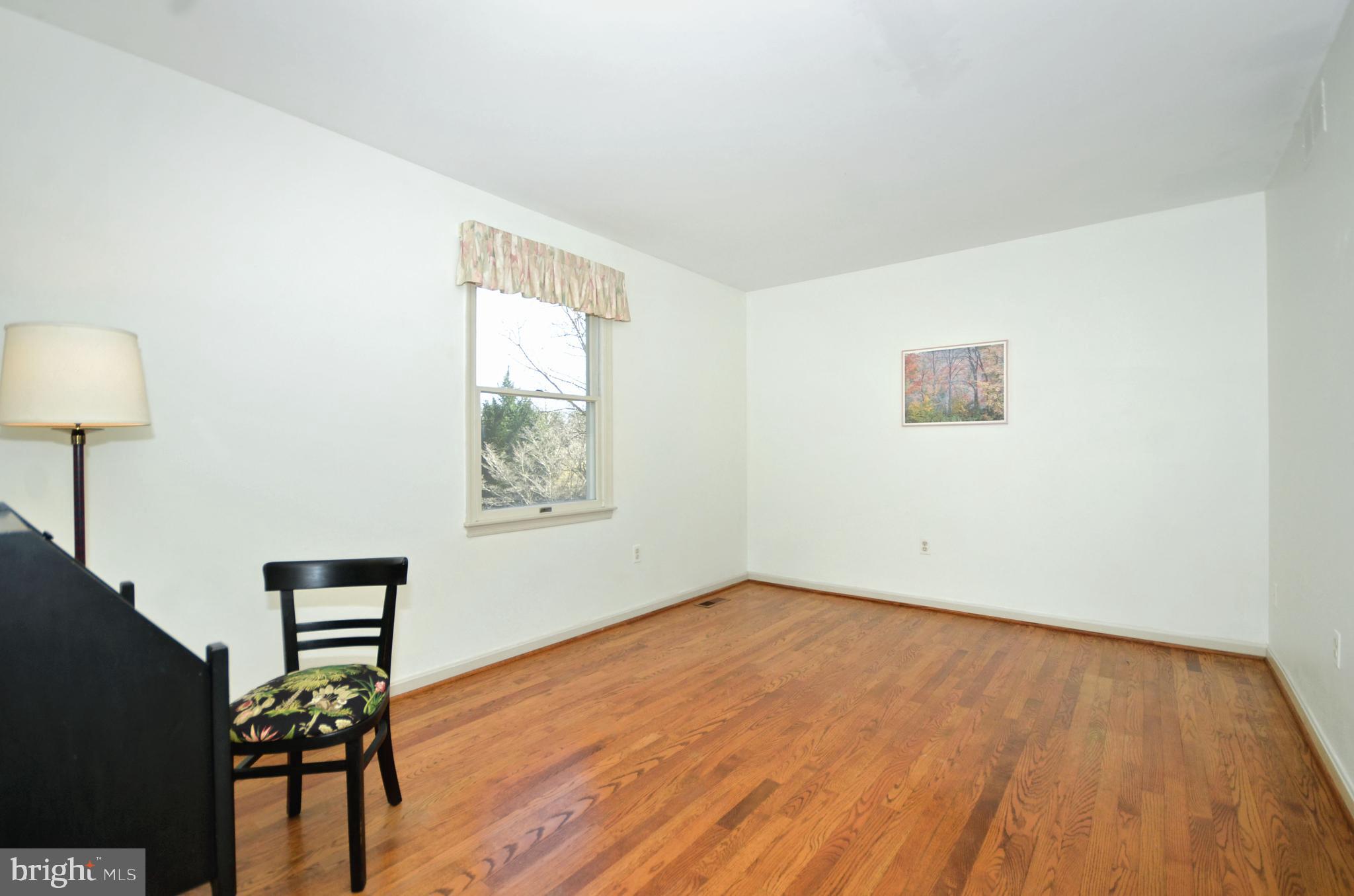 12917 Gent Road Reisterstown, MD 21136 - Photo 23 of 37 Bedroom 2 with hardwood floors