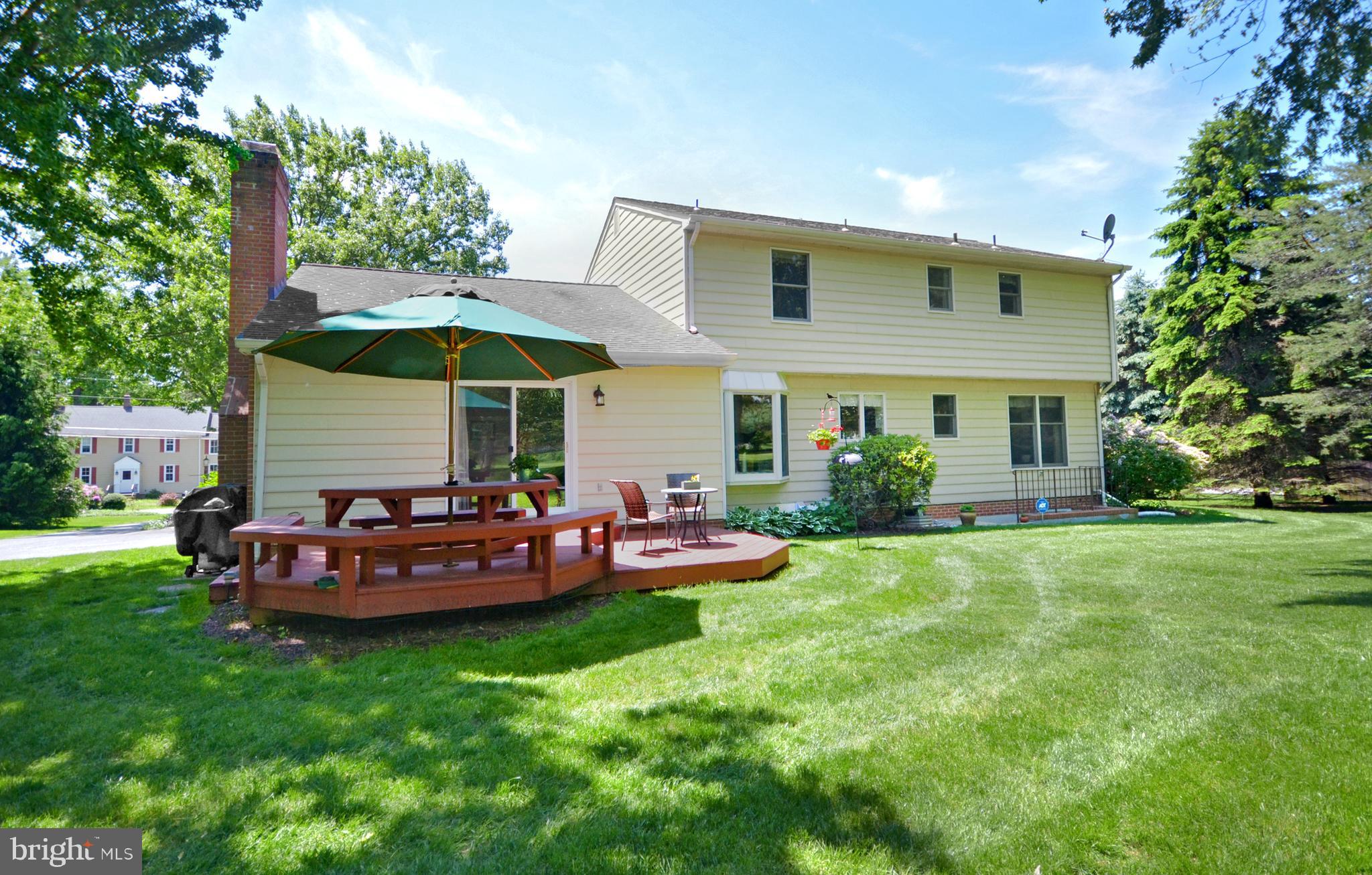 12917 Gent Road Reisterstown, MD 21136 - Photo 32 of 37 Large level backyard.