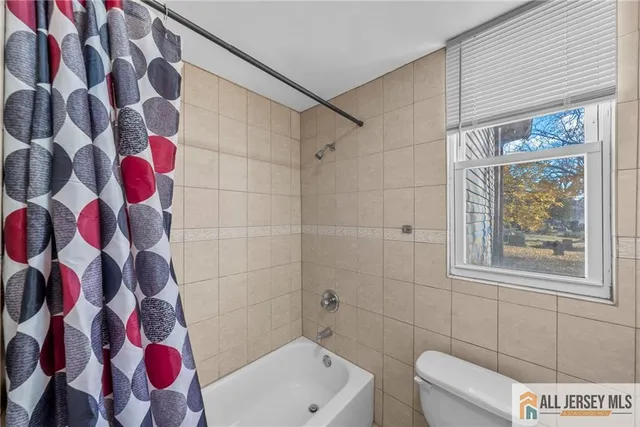 $1,750 | 2102 Woodbridge Avenue, Unit 2, Edison, NJ 08817