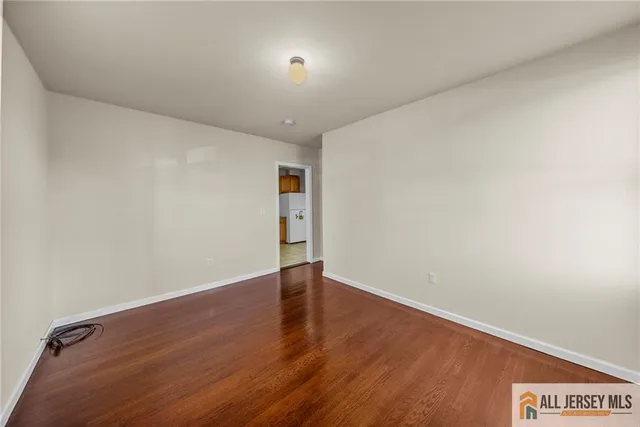 $1,750 | 2102 Woodbridge Avenue, Unit 2, Edison, NJ 08817