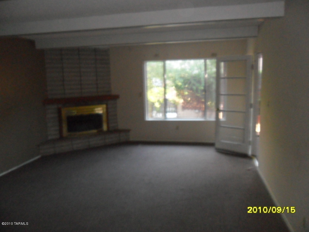 7736 East Tanque Verde Road Tucson, AZ 85715 - Photo 6 of 8