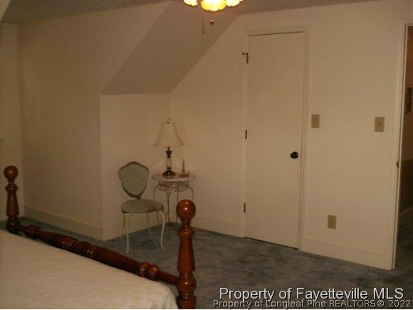 5406 Lakeview Road Hope Mills, NC 28348 - Photo 17 of 25 Gallery Image 17