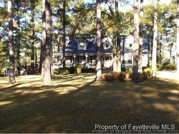 5406 Lakeview Road Hope Mills, NC 28348 - Photo 2 of 25 Gallery Image 2