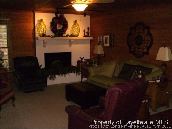 5406 Lakeview Road Hope Mills, NC 28348 - Photo 8 of 25 Gallery Image 8