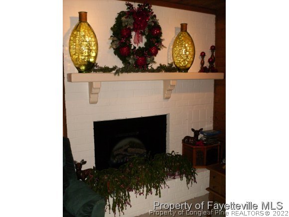 5406 Lakeview Road Hope Mills, NC 28348 - Photo 10 of 25 Gallery Image 10