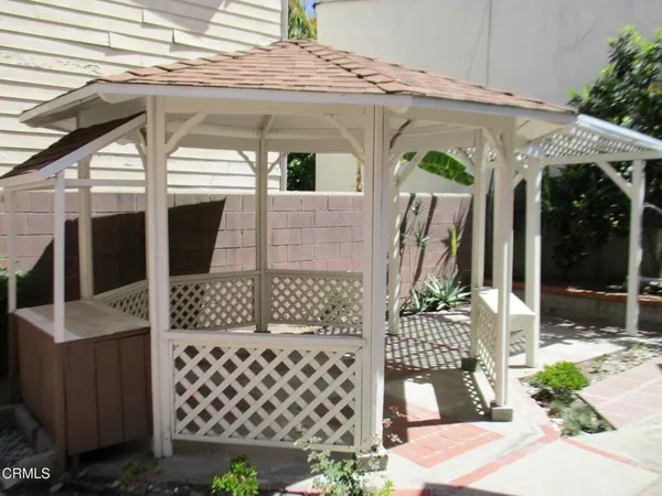 $3,600 | 1807 East Glenoaks Boulevard, Glendale, CA 91206