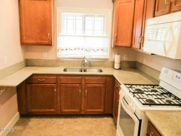 $3,600 | 1807 East Glenoaks Boulevard, Glendale, CA 91206