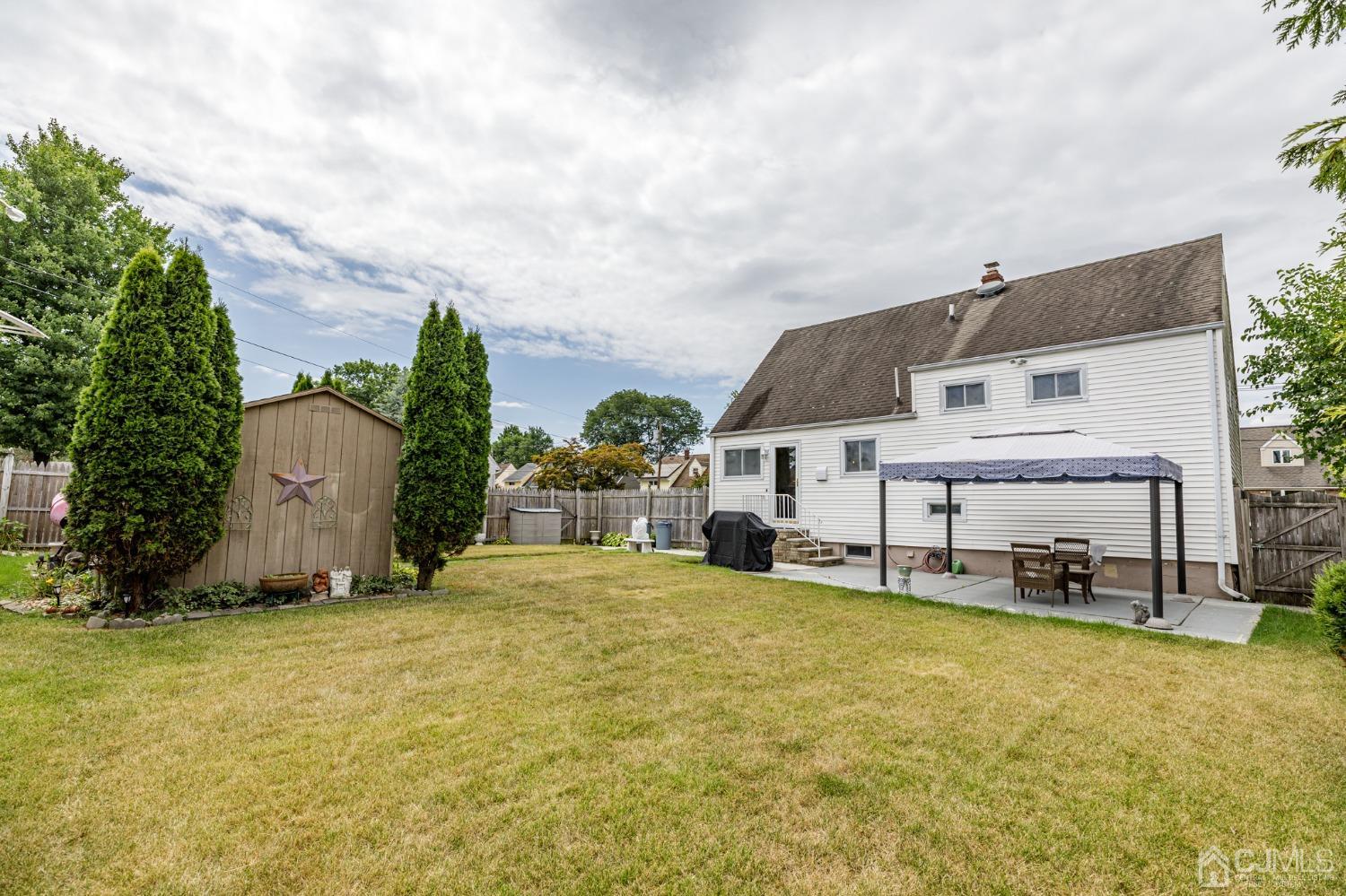 2761 Hickory Road Union, NJ 07083 - Photo 27 of 30 a house view with a sitting space and garden view
