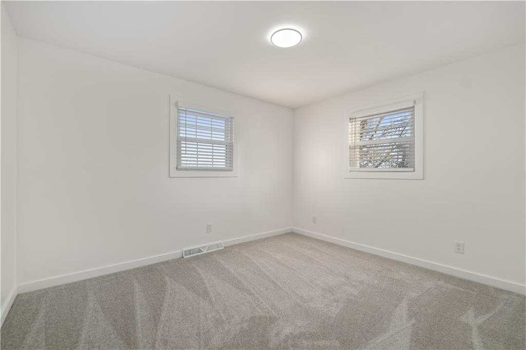 116 Ridge Avenue Beaver Falls, PA 15010 - Photo 29 of 34 Gallery Image 29