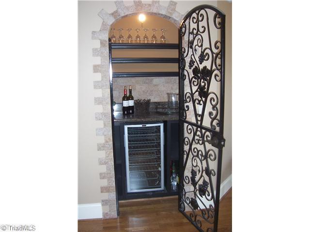 Other. wine closet and wine chiller
