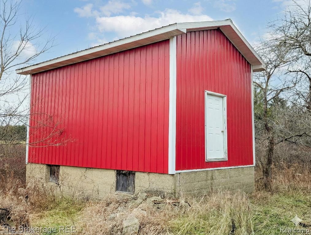11484 Lapeer Road Davison, MI 48423 - Photo 10 of 49