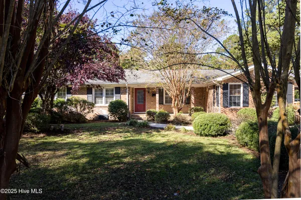 $272,000 | 503 Henry Street, Windsor, NC 27983