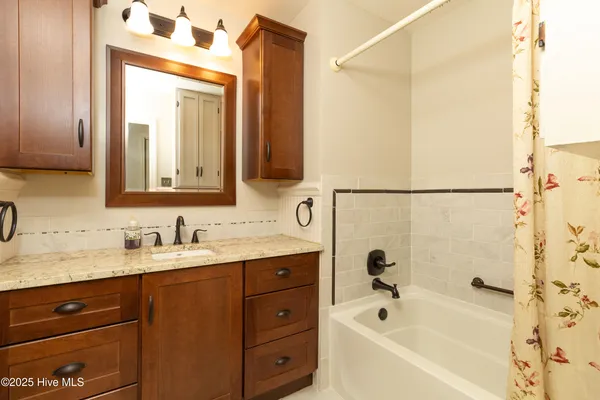 $272,000 | 503 Henry Street, Windsor, NC 27983