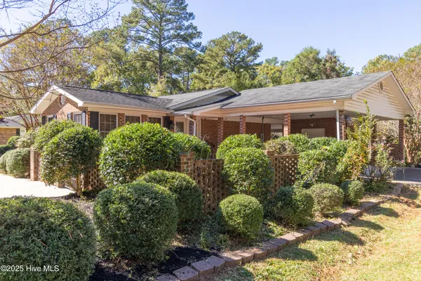 $272,000 | 503 Henry Street, Windsor, NC 27983